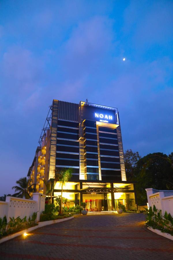 Noah Sky Suites Kochi Exterior foto